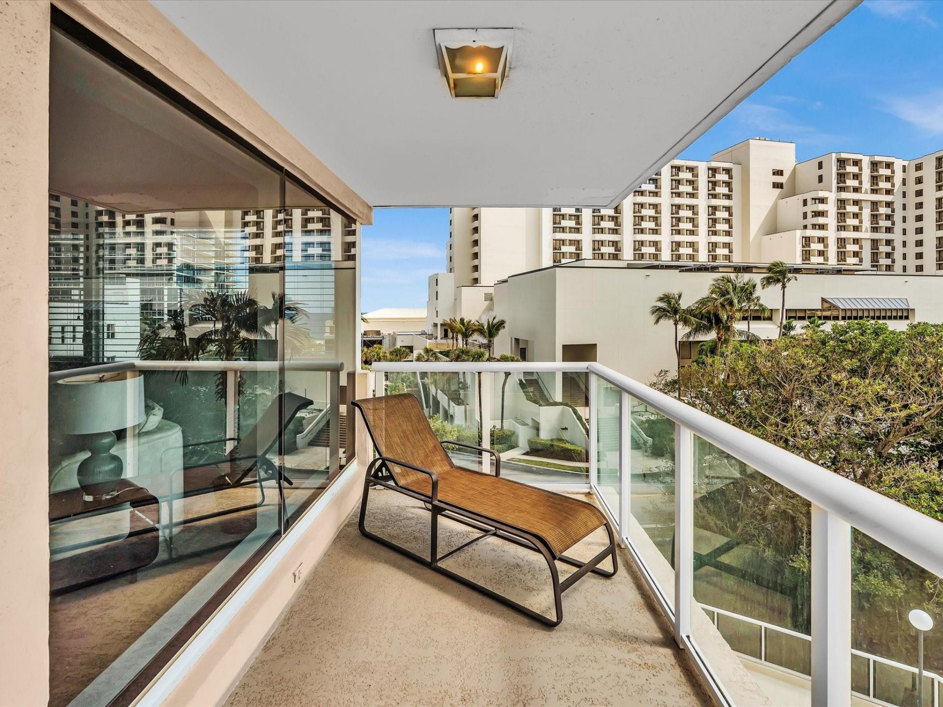 3000 Holiday Drive, Unit 603, Fort Lauderdale, FL 33316 Photo