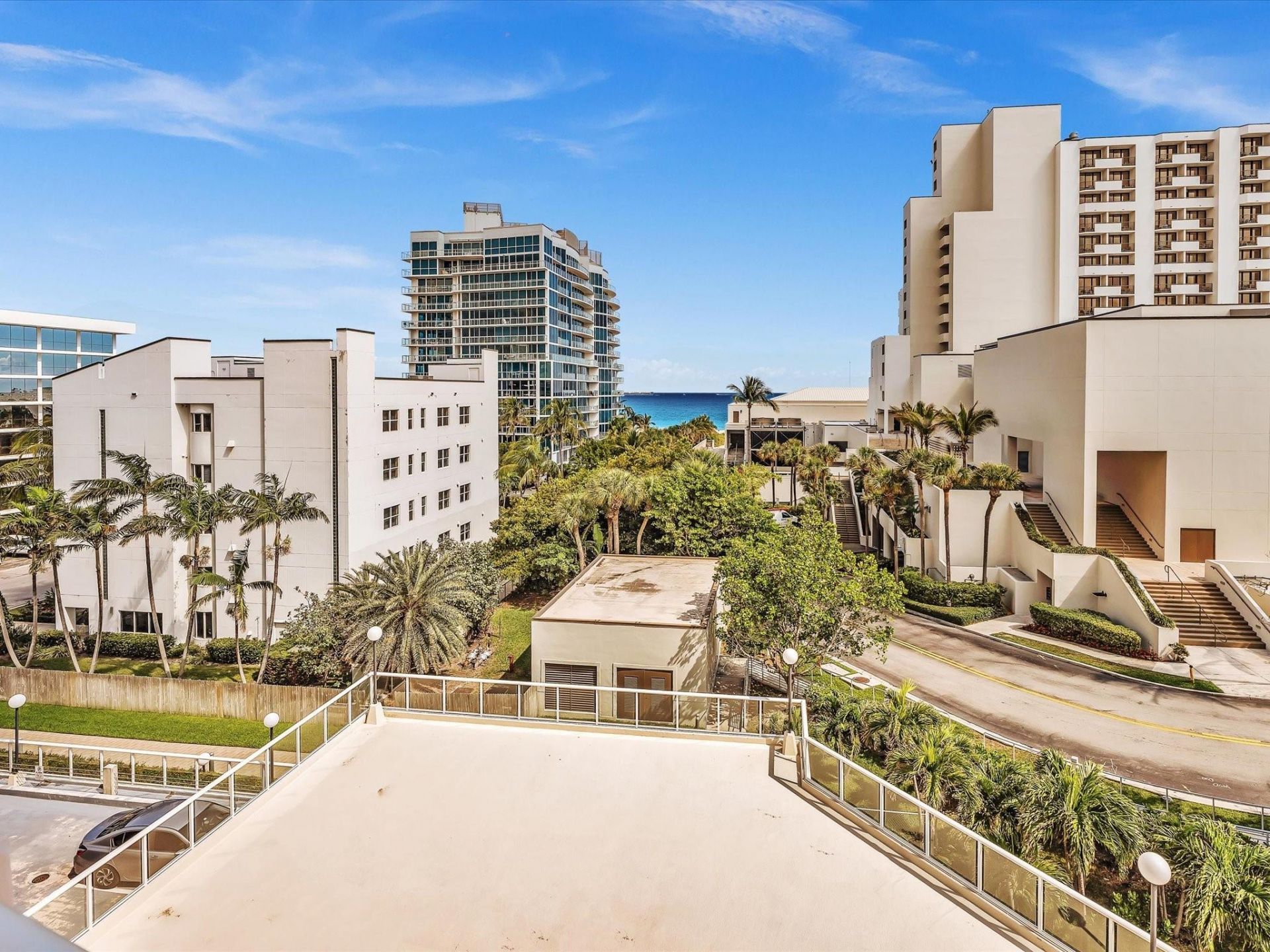 3000 Holiday Drive, Unit 603, Fort Lauderdale, FL 33316 Photo