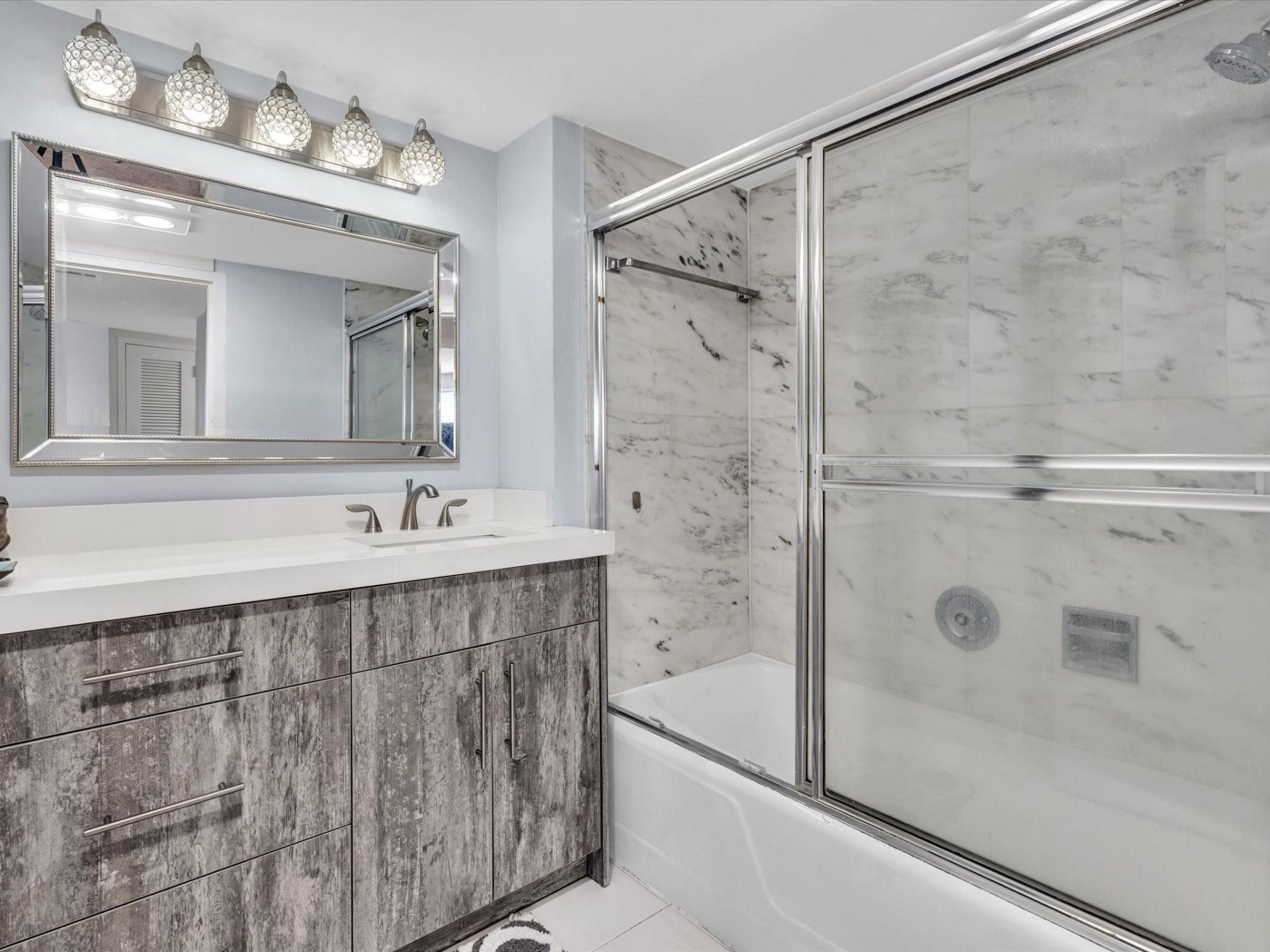 3000 Holiday Drive, Unit 603, Fort Lauderdale, FL 33316 Photo