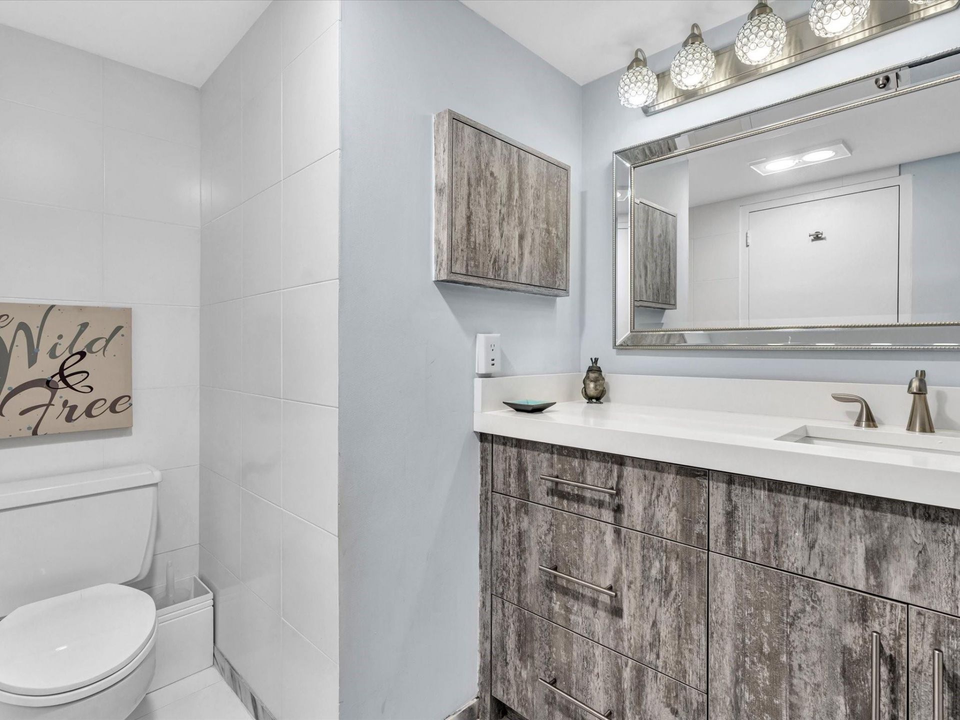 3000 Holiday Drive, Unit 603, Fort Lauderdale, FL 33316 Photo