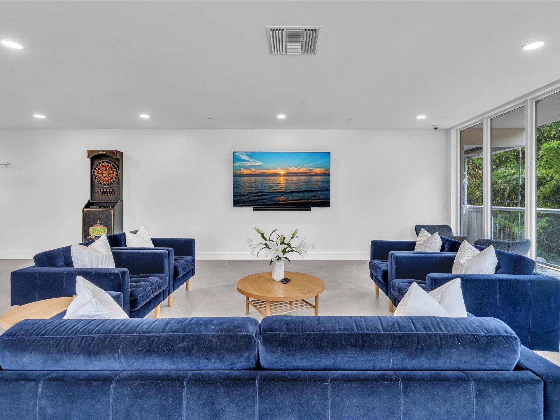 3000 Holiday Drive, Unit 603, Fort Lauderdale, FL 33316 Photo