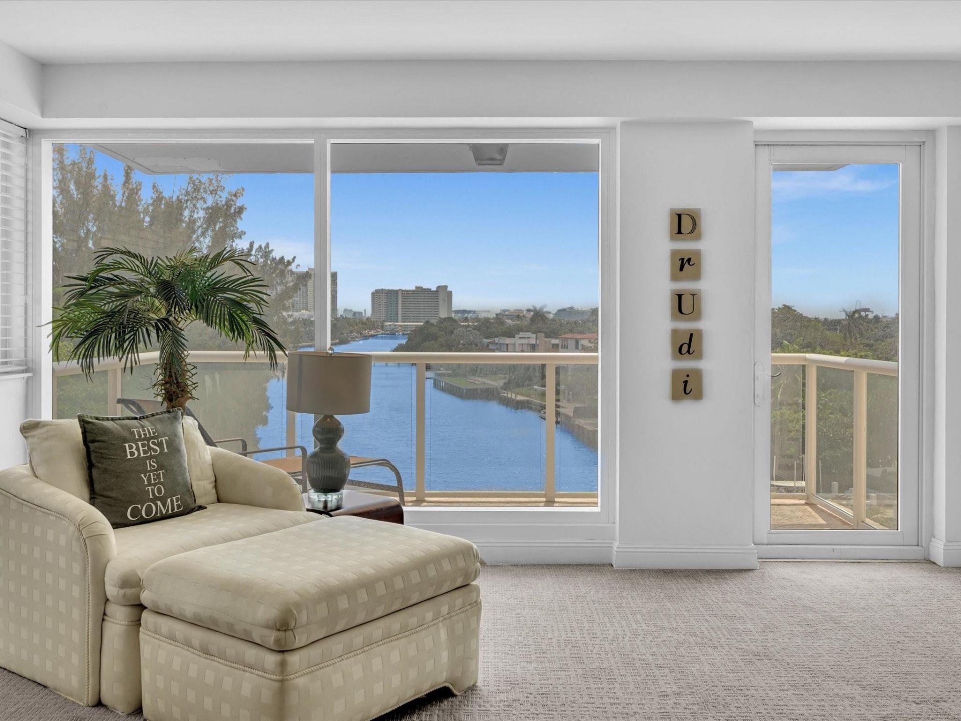 3000 Holiday Drive, Unit 603, Fort Lauderdale, FL 33316 Photo