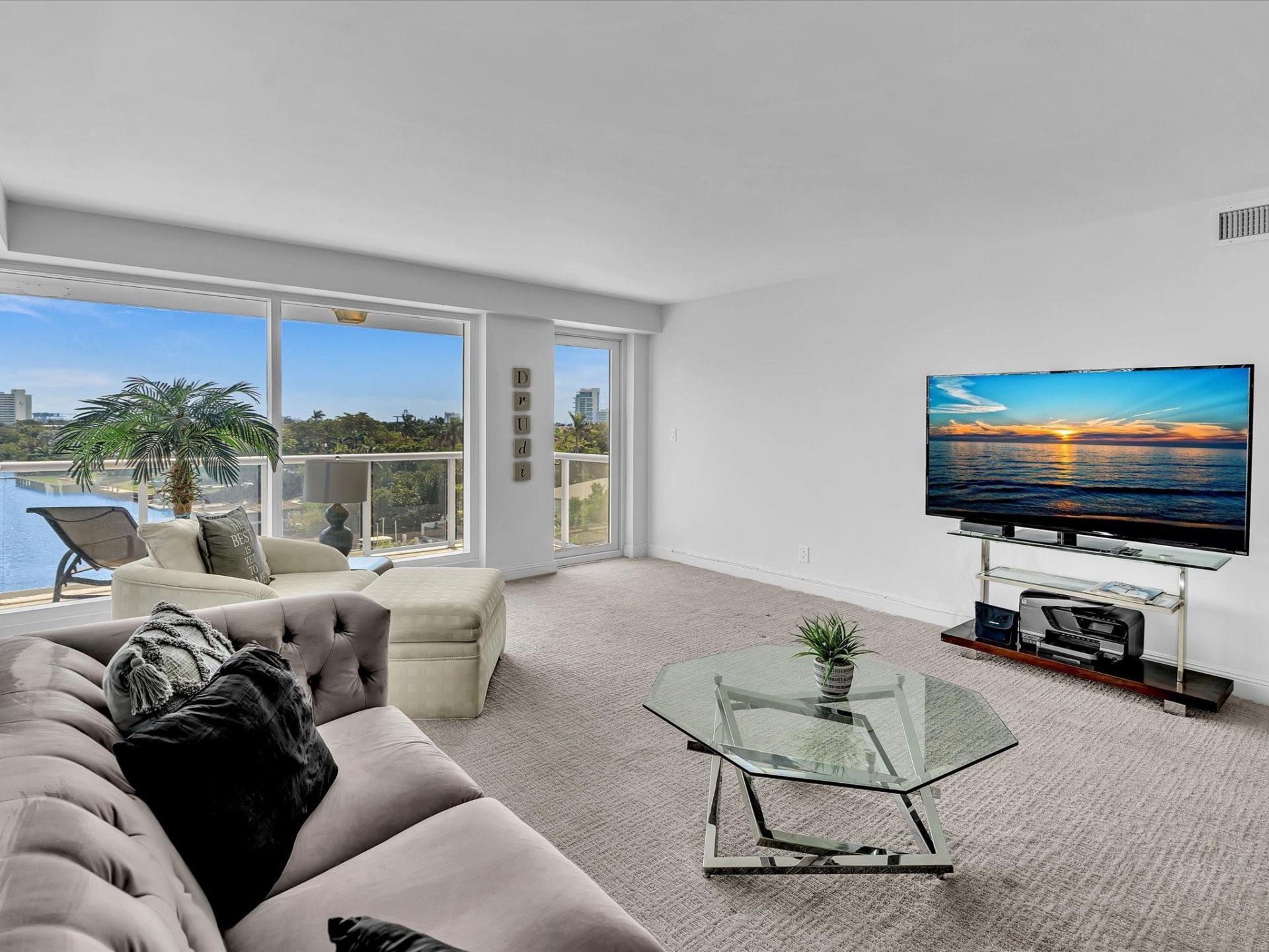 3000 Holiday Drive, Unit 603, Fort Lauderdale, FL 33316 Photo