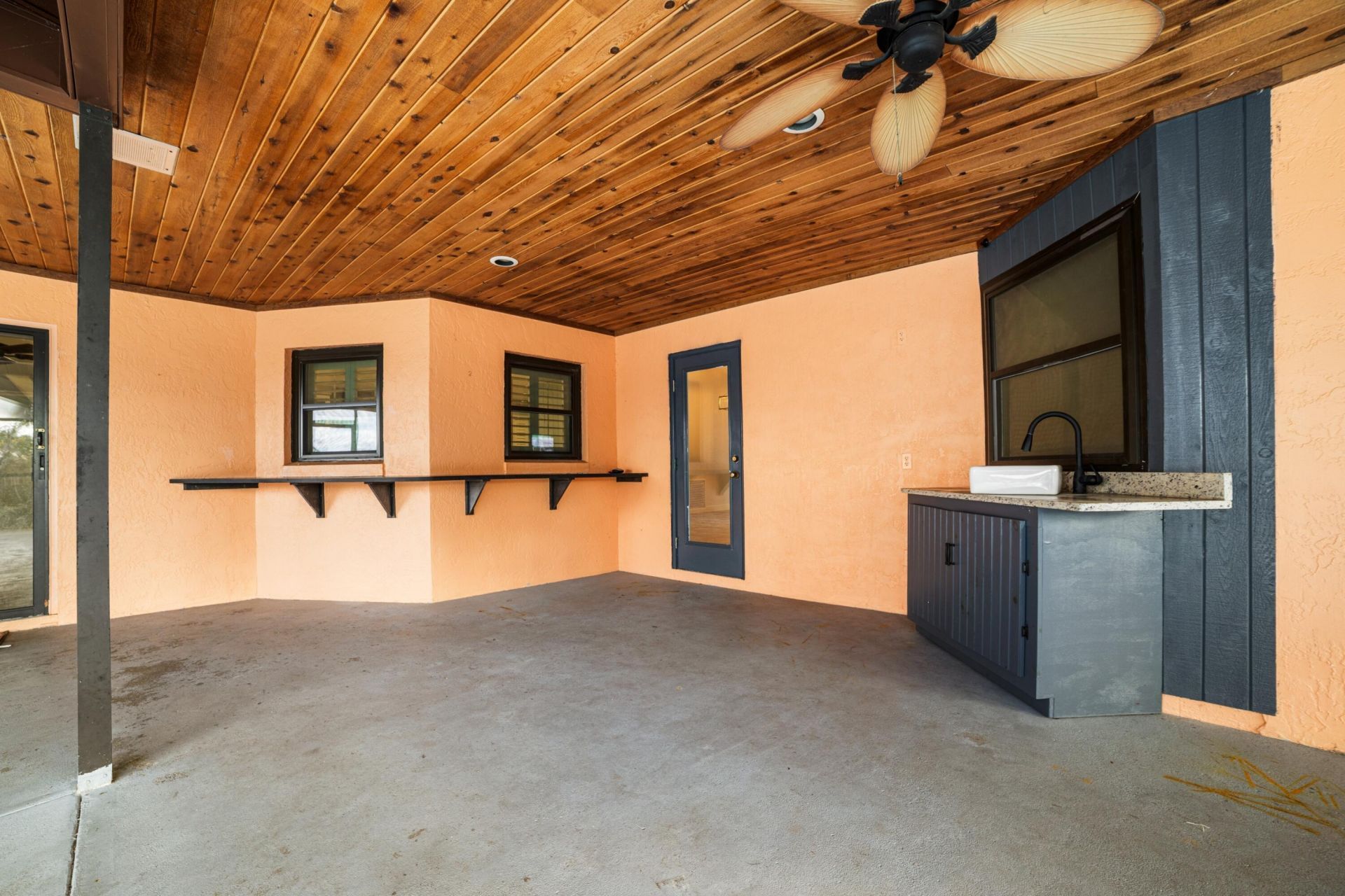 2500 Lake Josephine Drive, Sebring, FL 33875 Photo