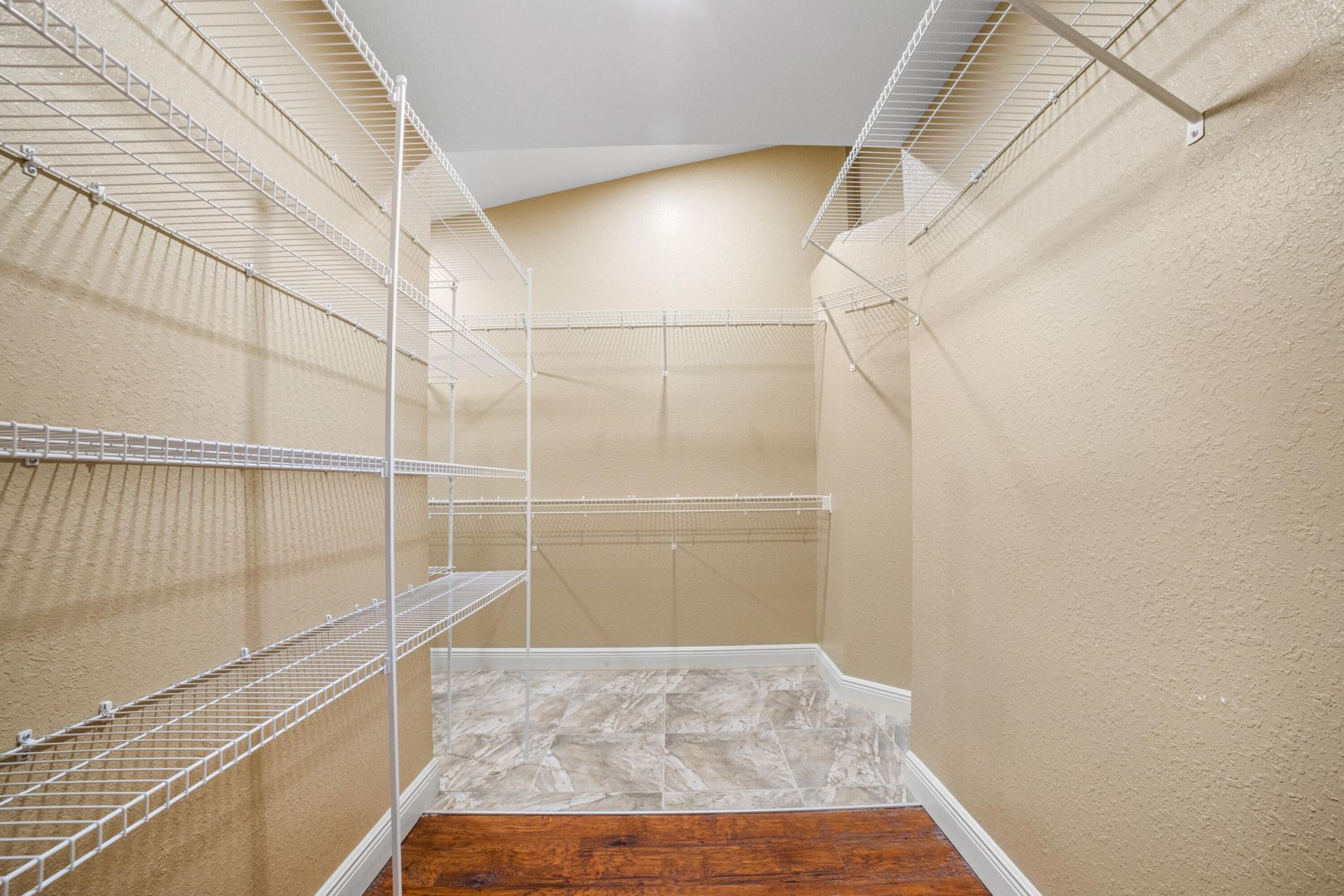 2500 Lake Josephine Drive, Sebring, FL 33875 Photo