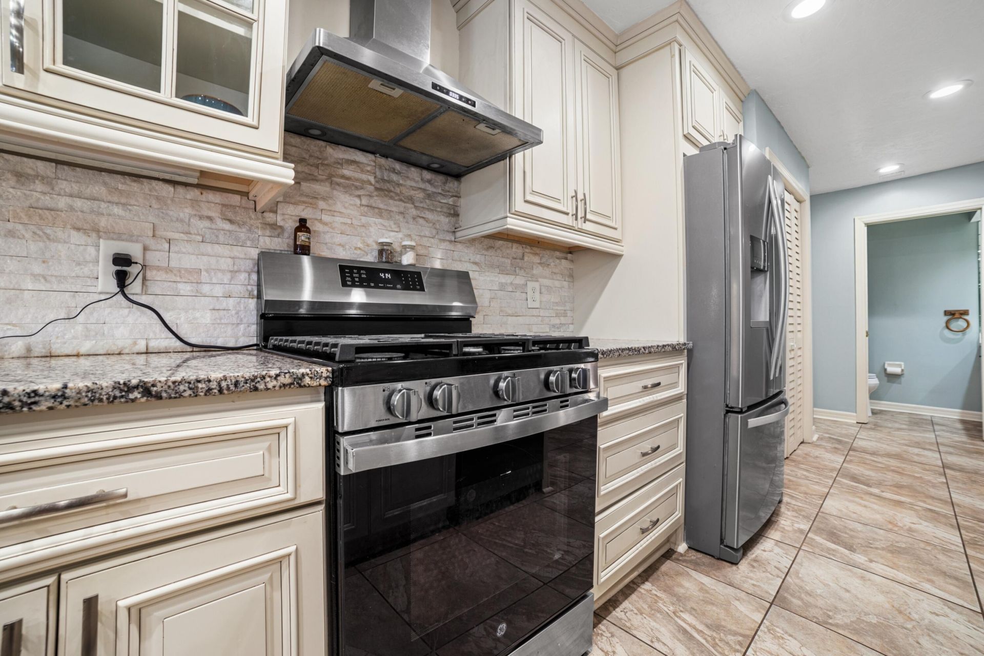 2500 Lake Josephine Drive, Sebring, FL 33875 Photo