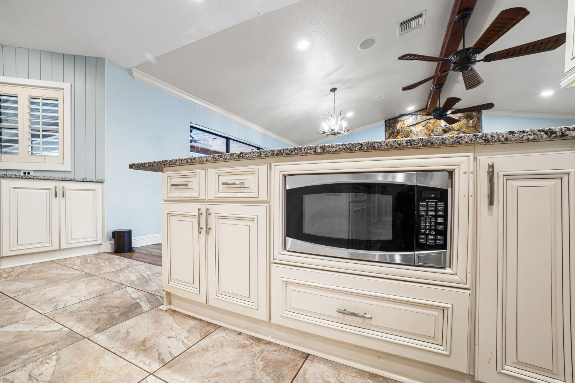 2500 Lake Josephine Drive, Sebring, FL 33875 Photo