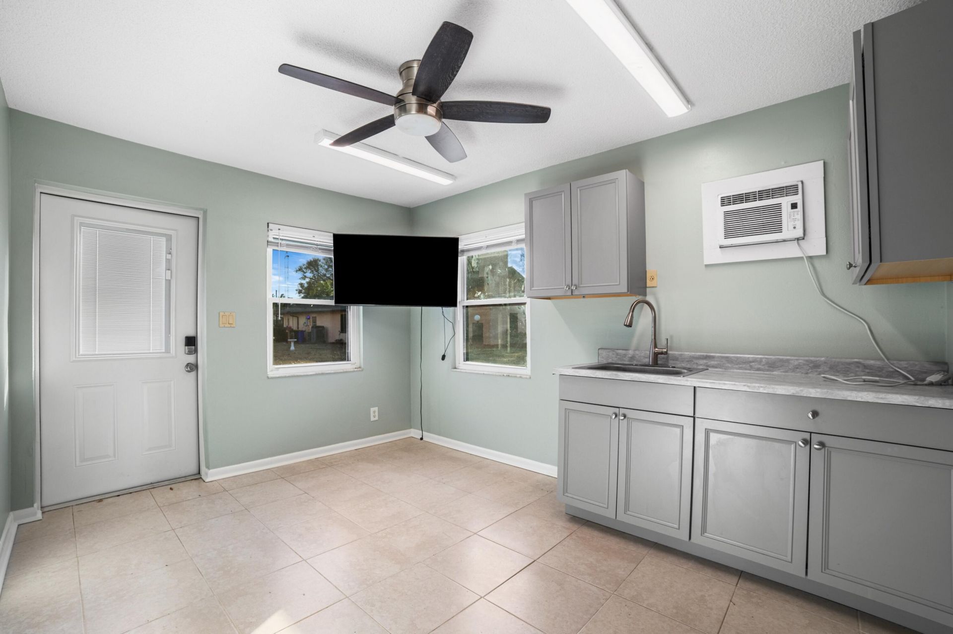 2500 Lake Josephine Drive, Sebring, FL 33875 Photo