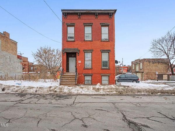 38 Trinity Place, Albany, NY 12202