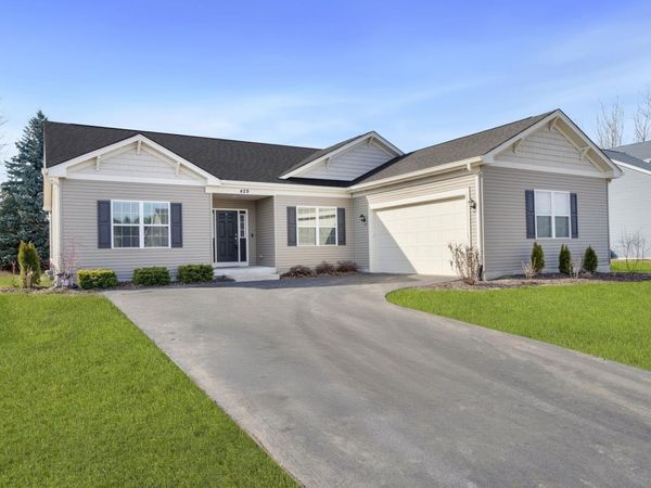 429 E Dekalb Drive, MAPLE PARK, IL 60151