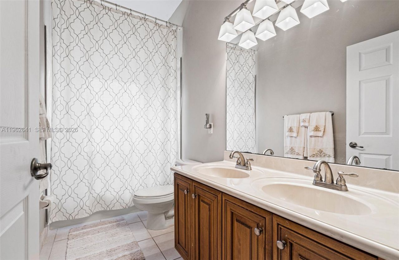 16400 NW 15th St , Pembroke Pines, FL 33028 Photo