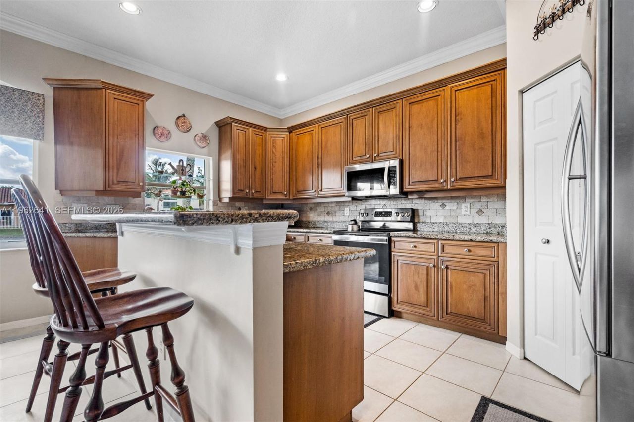 16400 NW 15th St , Pembroke Pines, FL 33028 Photo