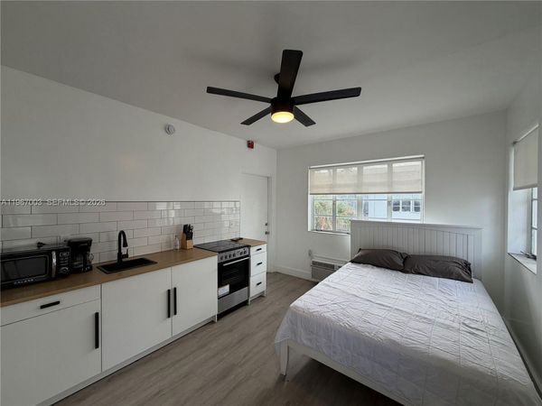 301 86th St, Unit 303-4A, Miami Beach, FL 33141