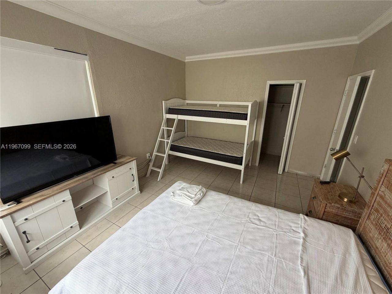 301 86th St , Unit 315-3, Miami Beach, FL 33141 Photo