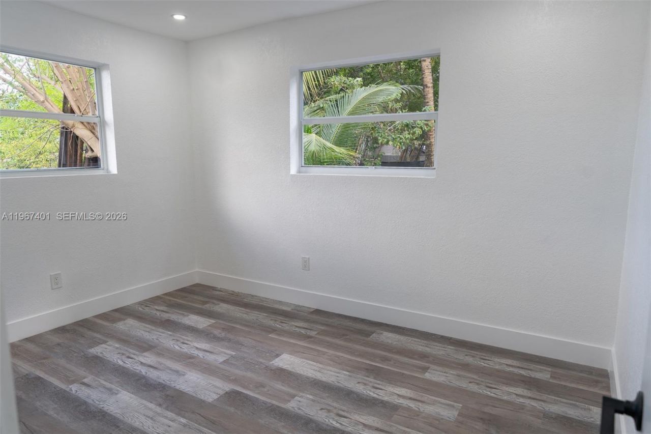 2600 NW 108th St , Miami, FL 33167 Photo