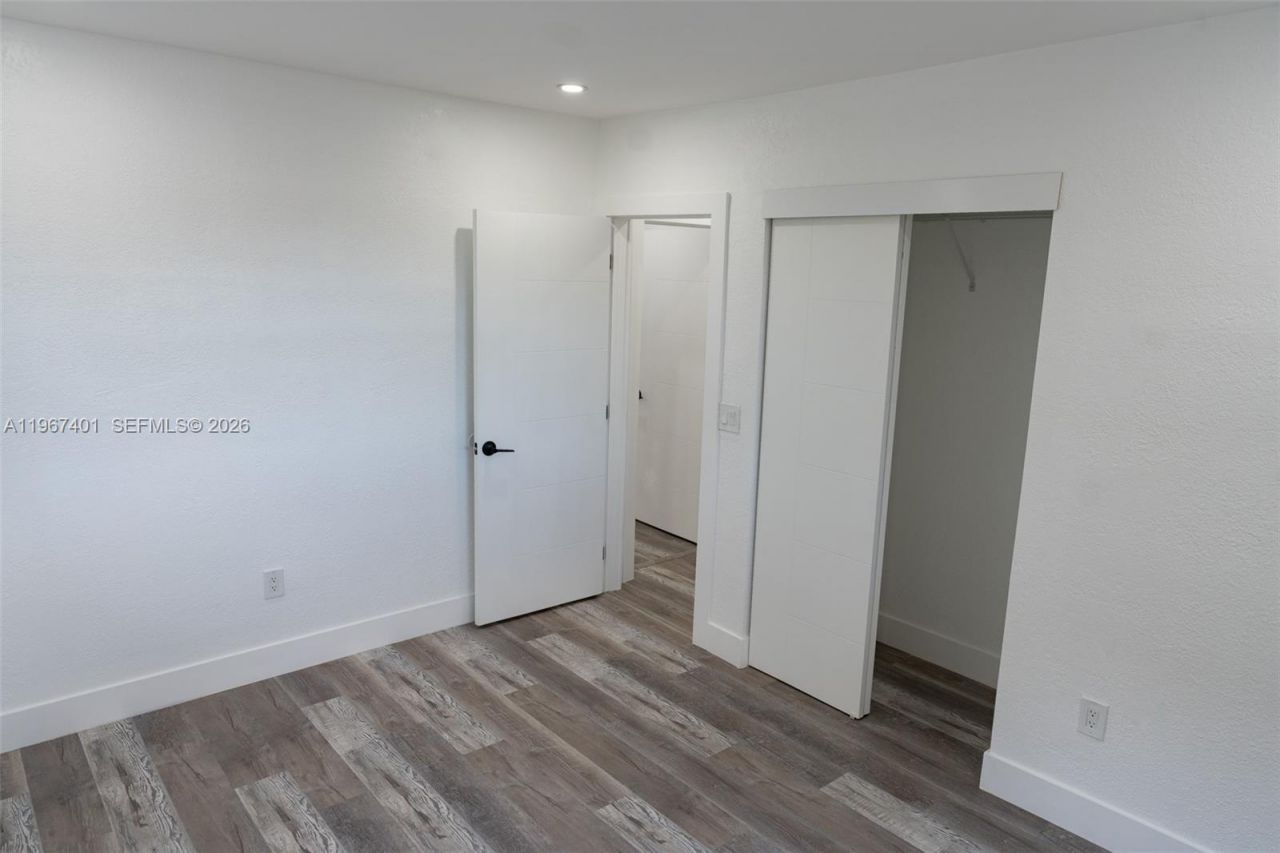 2600 NW 108th St , Miami, FL 33167 Photo