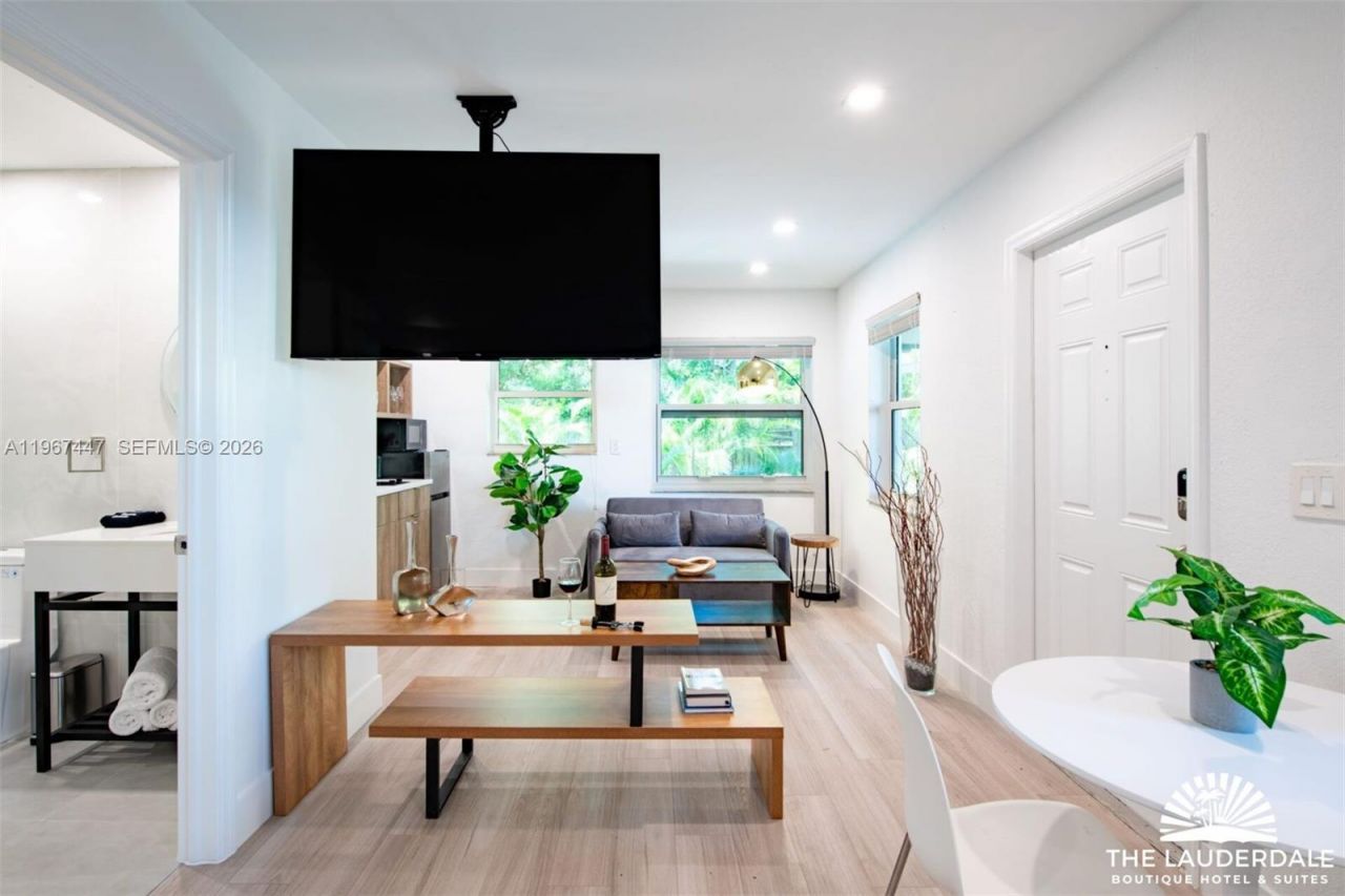 505 SE 16th St , Fort Lauderdale, FL 33316 Photo