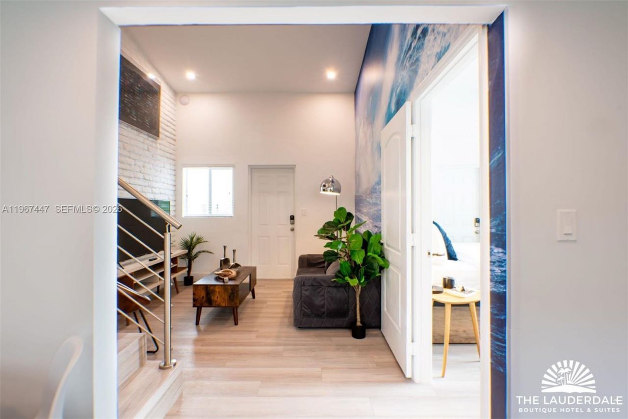 505 SE 16th St , Fort Lauderdale, FL 33316 Photo