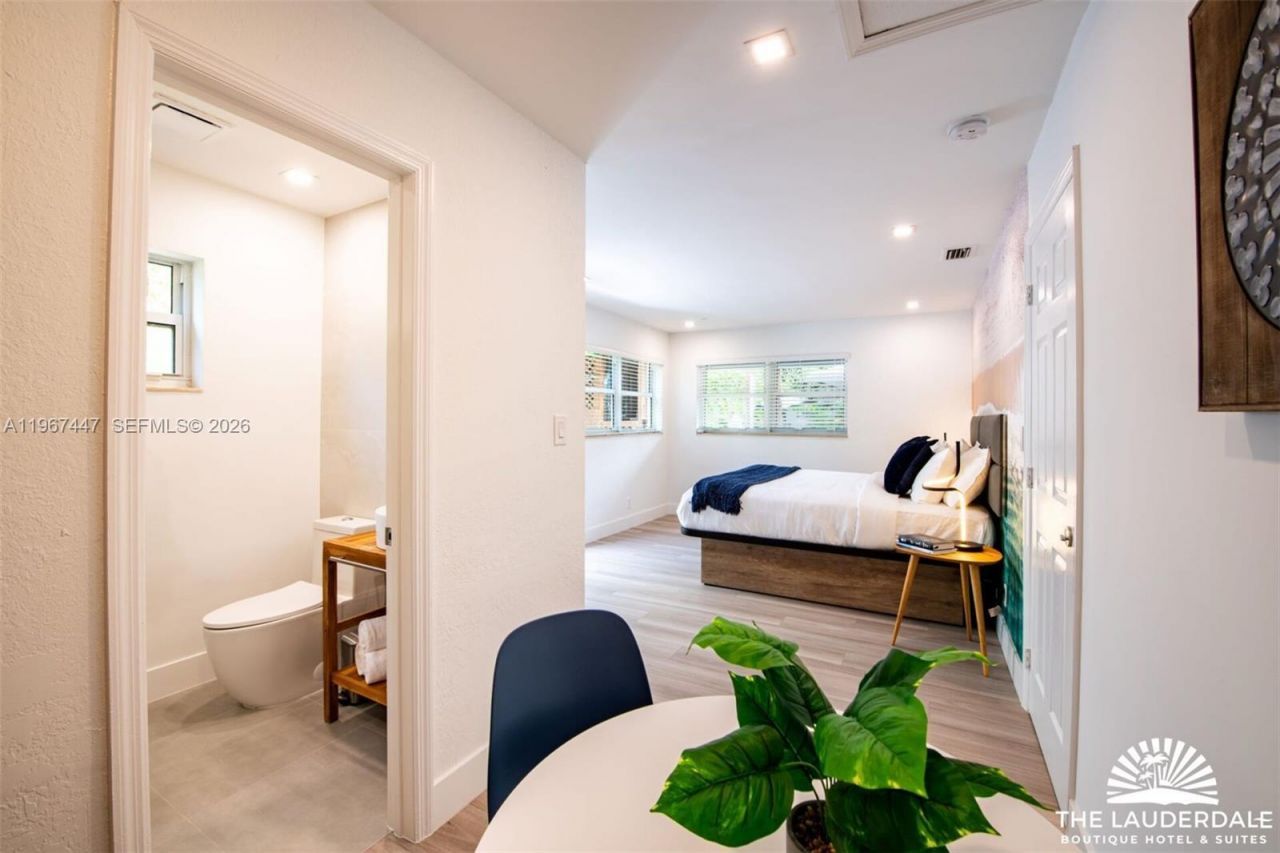 505 SE 16th St , Fort Lauderdale, FL 33316 Photo