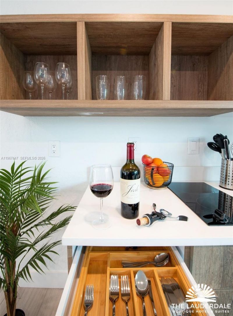 505 SE 16th St , Fort Lauderdale, FL 33316 Photo