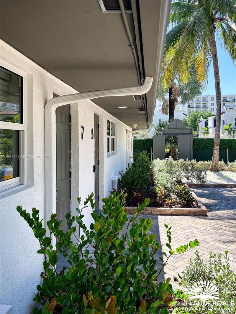 505 SE 16th St , Fort Lauderdale, FL 33316 Photo