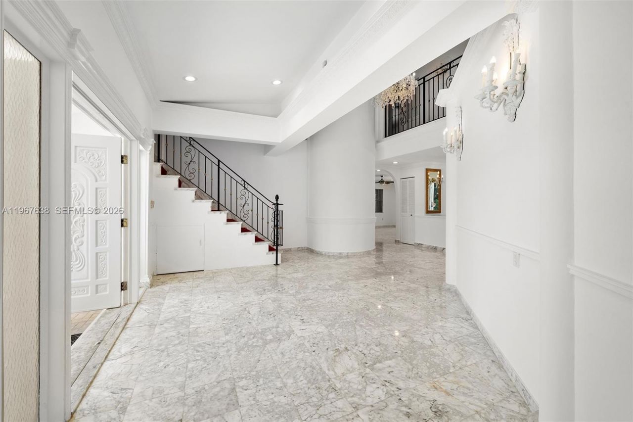 465 Golden Beach Dr , Golden Beach, FL 33160 Photo