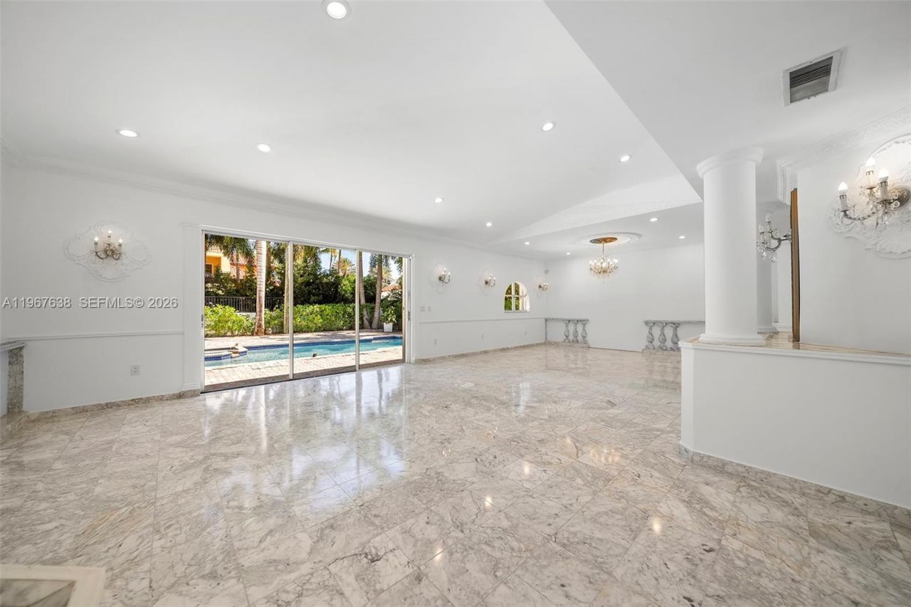 465 Golden Beach Dr , Golden Beach, FL 33160 Photo