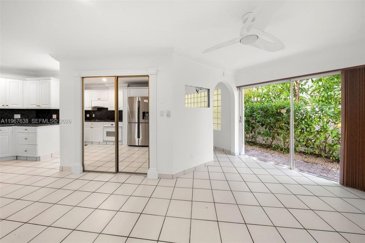 465 Golden Beach Dr , Golden Beach, FL 33160 Photo