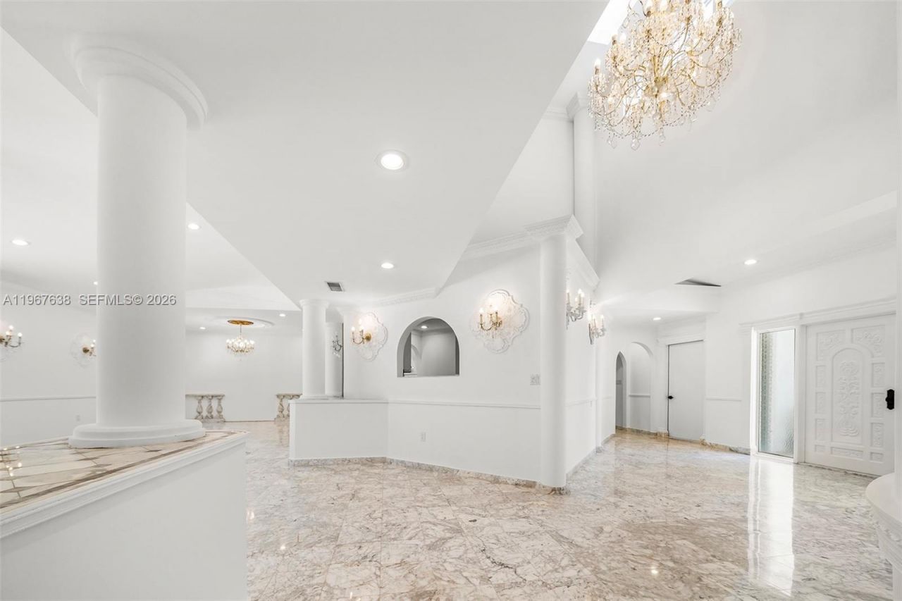 465 Golden Beach Dr , Golden Beach, FL 33160 Photo