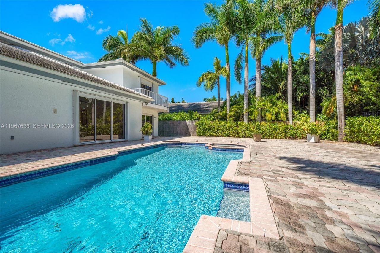 465 Golden Beach Dr , Golden Beach, FL 33160 Photo