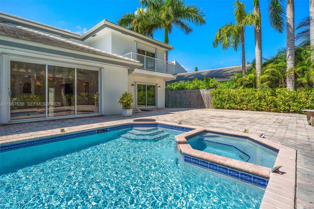 465 Golden Beach Dr , Golden Beach, FL 33160 Photo