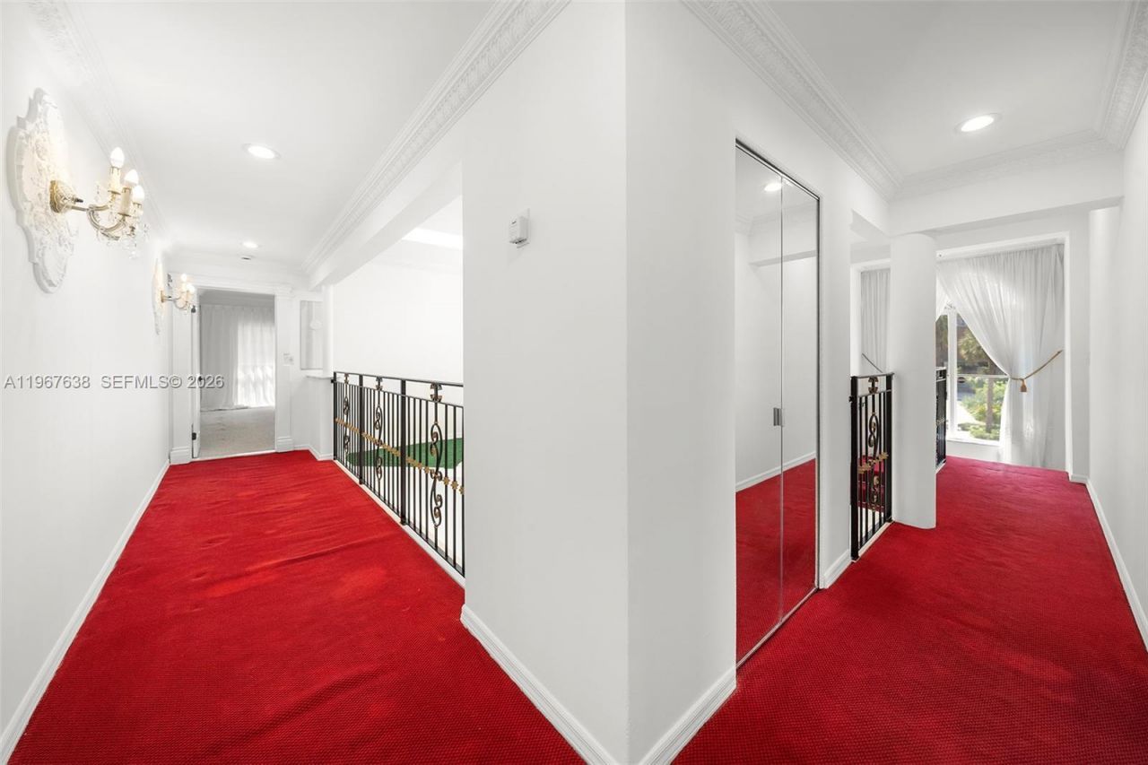 465 Golden Beach Dr , Golden Beach, FL 33160 Photo