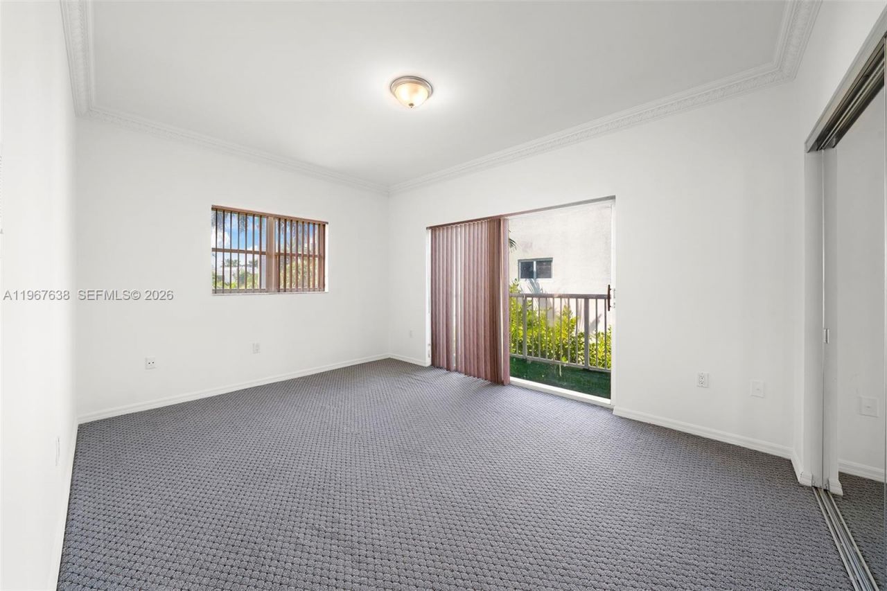 465 Golden Beach Dr , Golden Beach, FL 33160 Photo