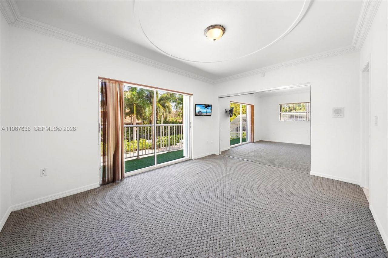 465 Golden Beach Dr , Golden Beach, FL 33160 Photo