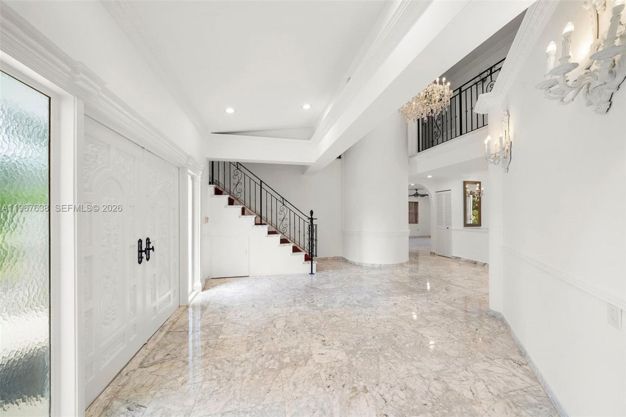 465 Golden Beach Dr , Golden Beach, FL 33160 Photo