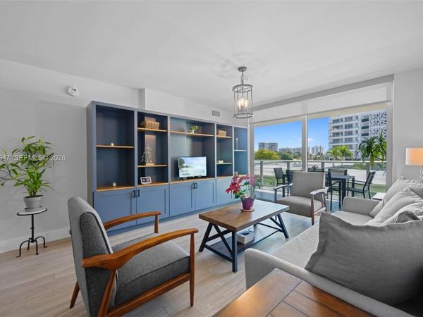 1025 92nd St, Unit 406, Bay Harbor Islands, FL 33154