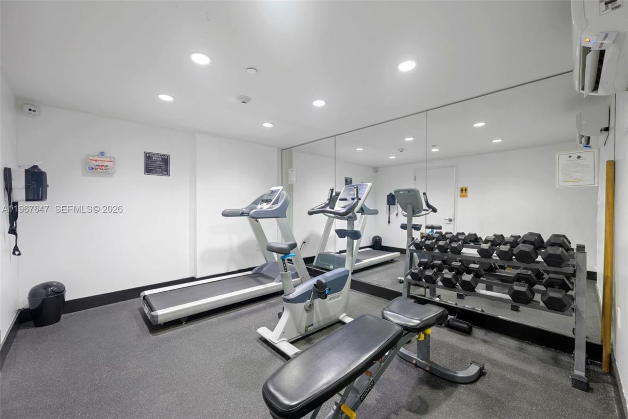 1025 92nd St, Unit 406, Bay Harbor Islands, FL 33154 Photo