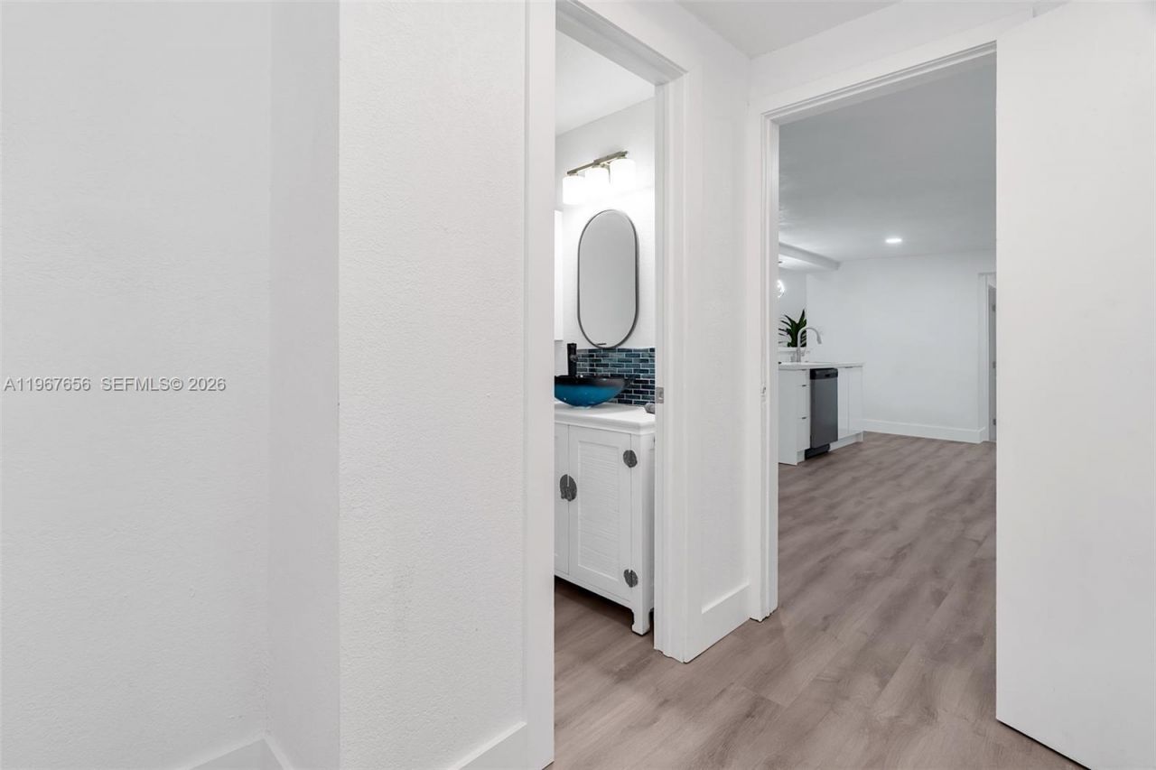 658 SW 1st Ct , Boynton Beach, FL 33426 Photo