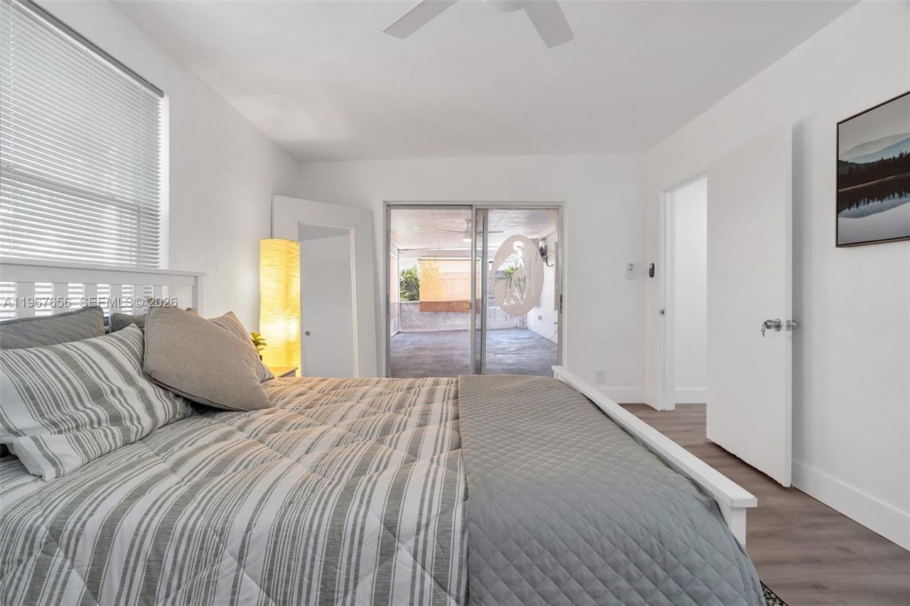 658 SW 1st Ct , Boynton Beach, FL 33426 Photo