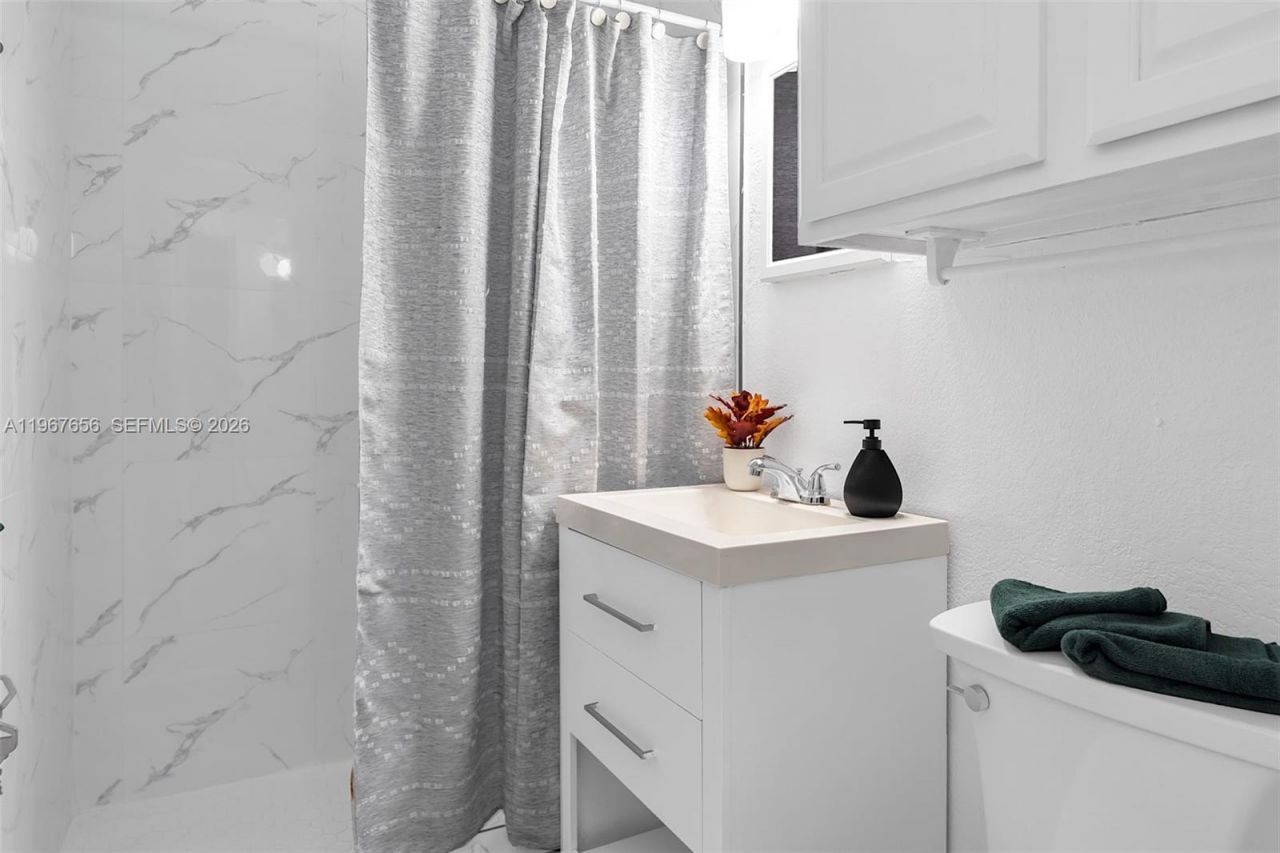 658 SW 1st Ct , Boynton Beach, FL 33426 Photo