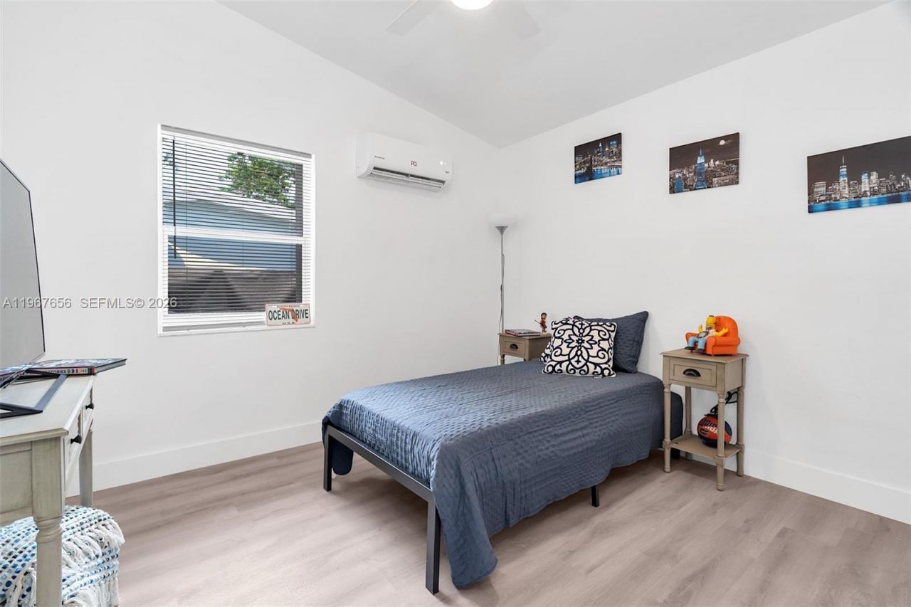 658 SW 1st Ct , Boynton Beach, FL 33426 Photo