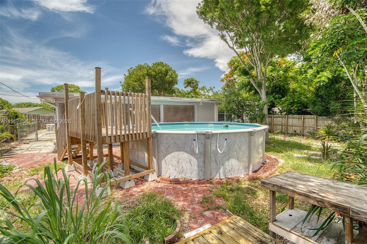 658 SW 1st Ct , Boynton Beach, FL 33426 Photo