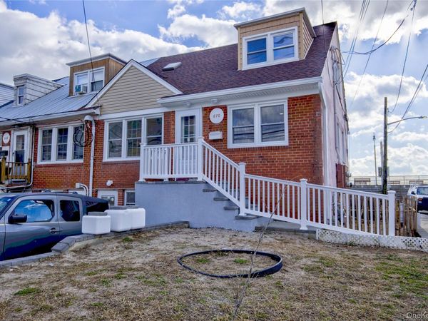 670 W Broadway, Unit 2nd floor, Long Beach, NY 11561