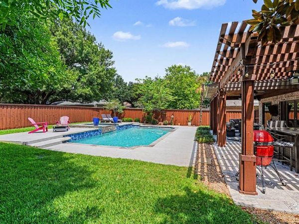 3538 Mercury Drive, Grapevine, TX 76051