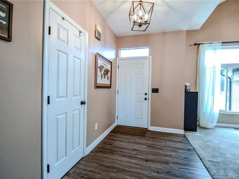 1374 Rose Lake Drive, Bellbrook, OH 45305 Photo 9