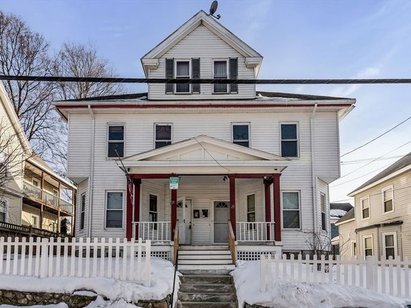 23 18th St, Lowell, MA 01850