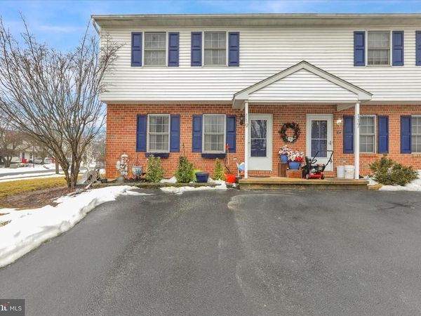 119 CARRIAGE DRIVE, WERNERSVILLE, PA 19565