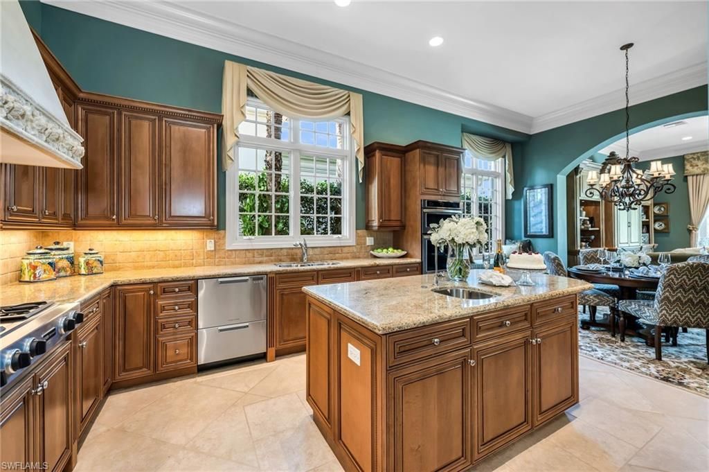 1705 Venezia Way , Naples, FL 34105 Photo