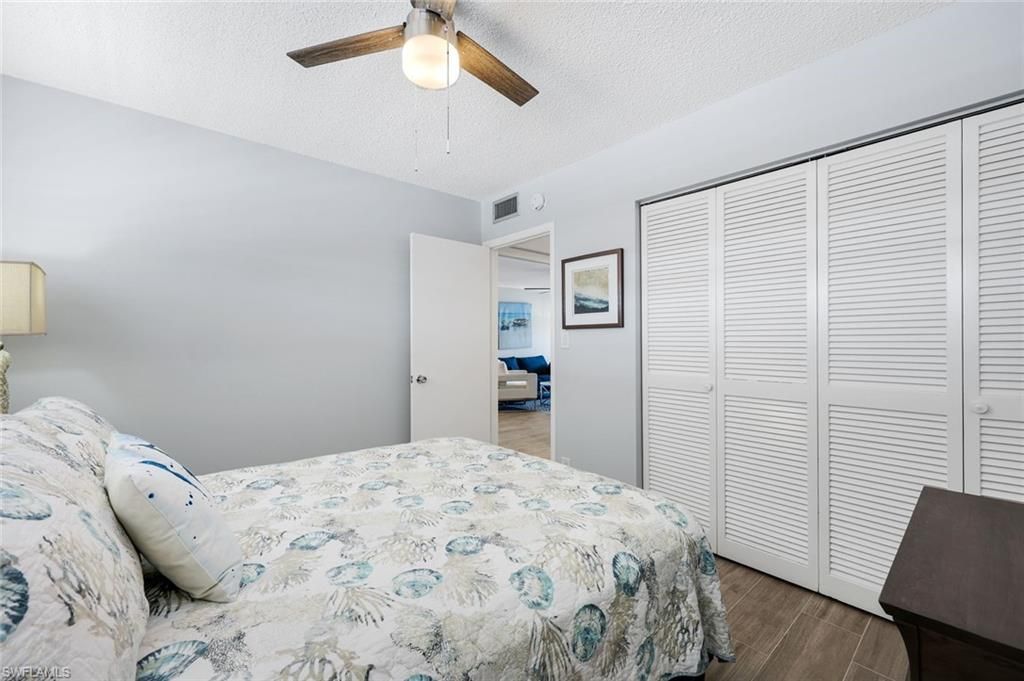 668 Broad Ave S, Unit J668, Naples, FL 34102 Photo