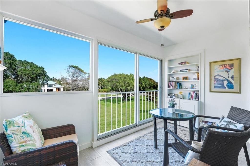 668 Broad Ave S, Unit J668, Naples, FL 34102 Photo